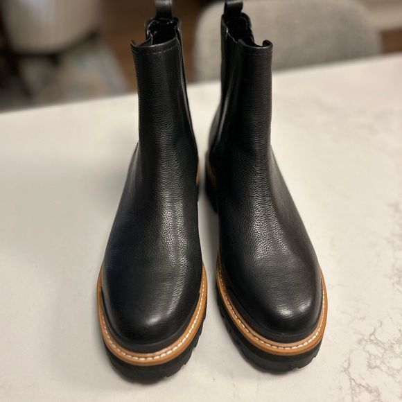 Marc Fisher Ilora Black Leather Ankle Chelsea Boots - Picture 4 of 5